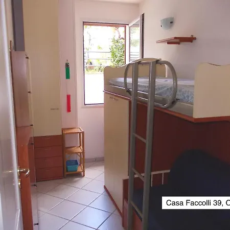 Appartamento In Centro Vicino Alla Spiaggia *